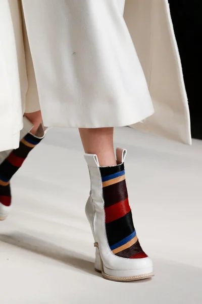 Look 7